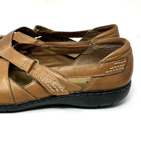 Clarks Bendables Tan Leather Criss Cross Strap Comfort Shoes Sz 10 - Picture 2 of 7